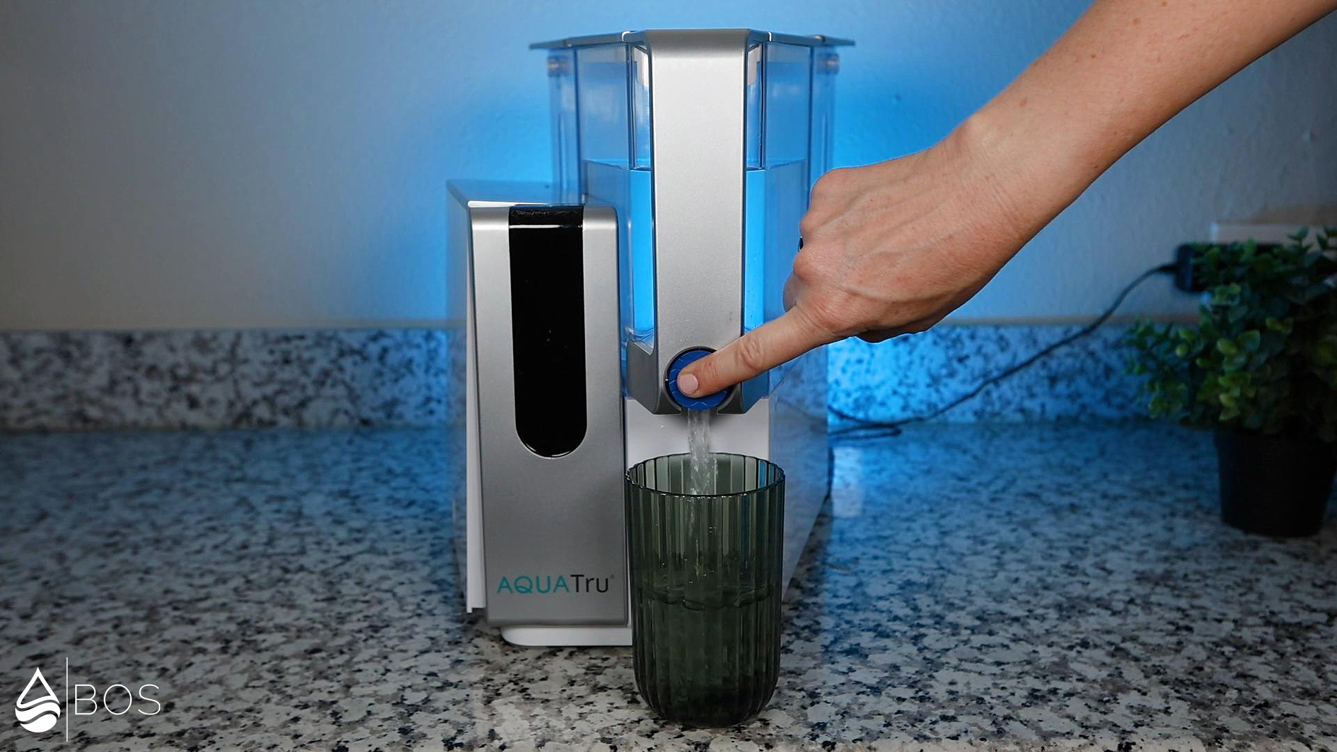 AquaTru Classic (Dispensing Water)