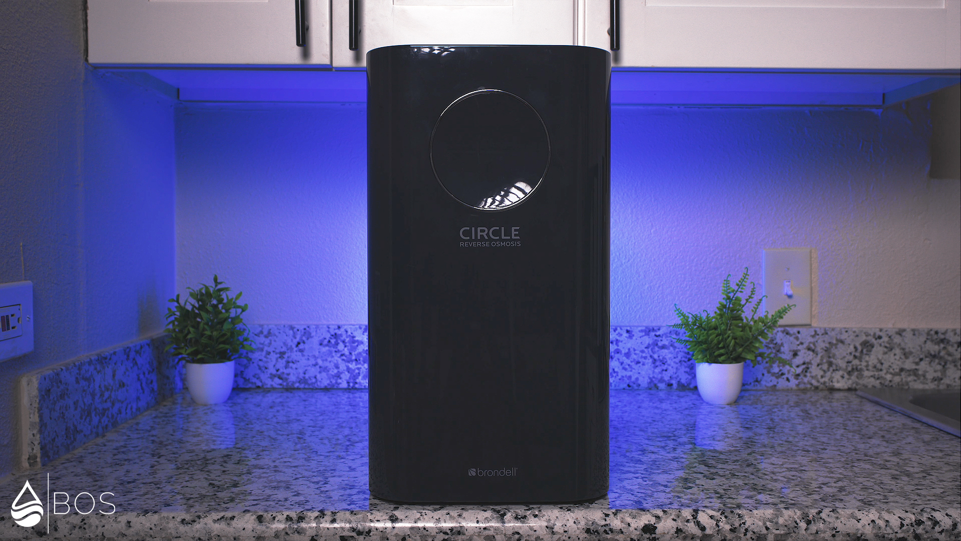 Brondell H2O+ Circle on Sara's countertop