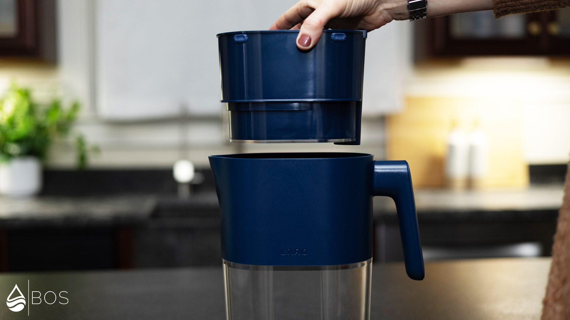 LARQ Pitcher PureVis Installing Upper Reservoir