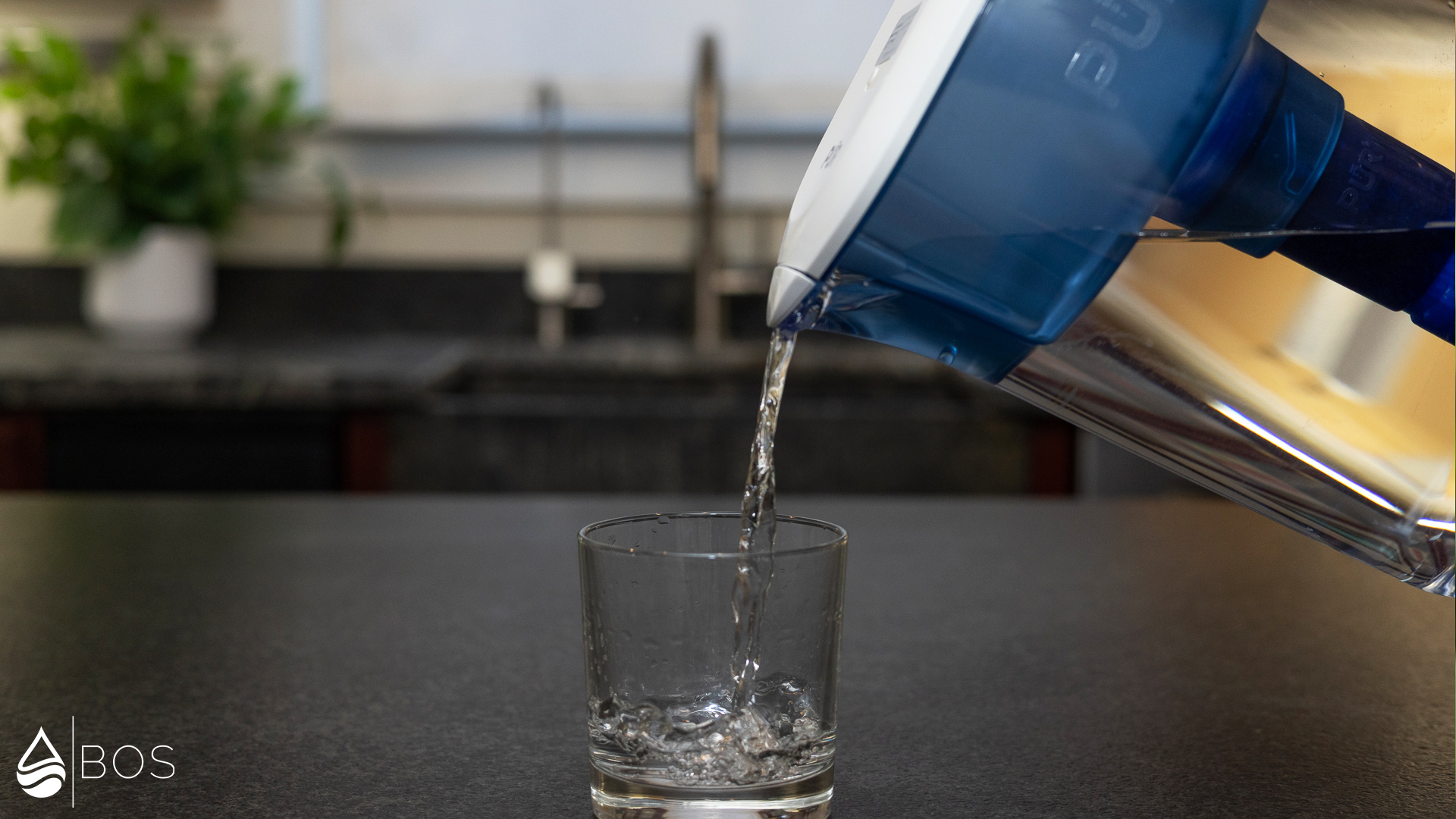 PUR PLUS 11-Cup Pouring