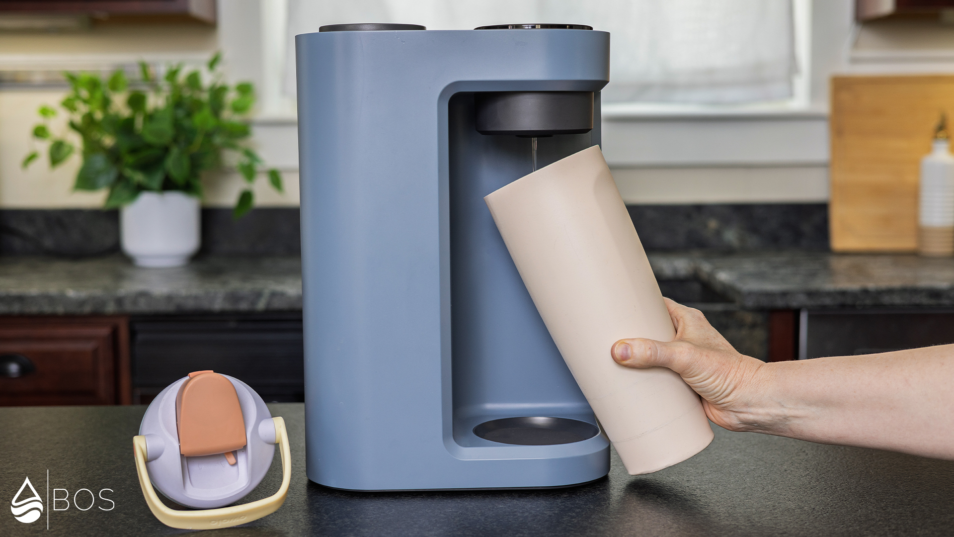 Bluevua RO100ROPOT-Lite Dispensing into 40-oz Bottle