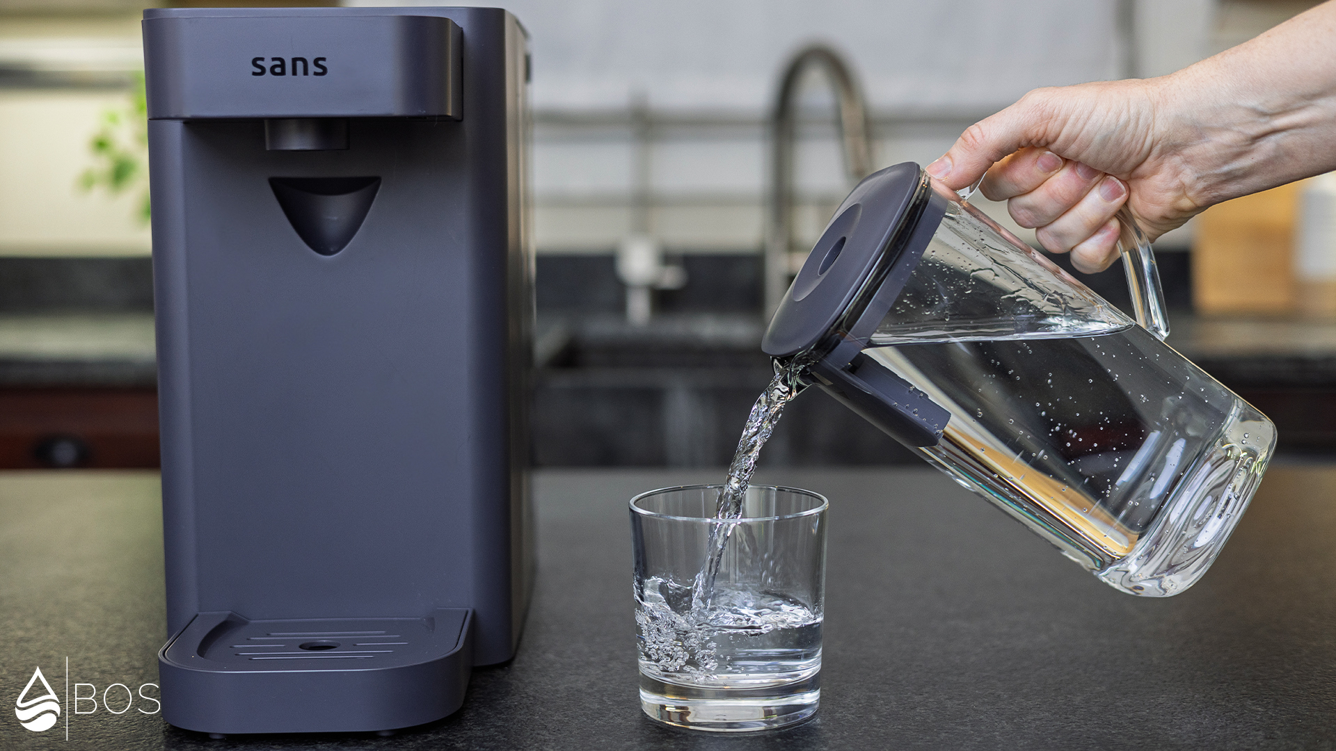 Sans Water Purifier Pouring from Carafe