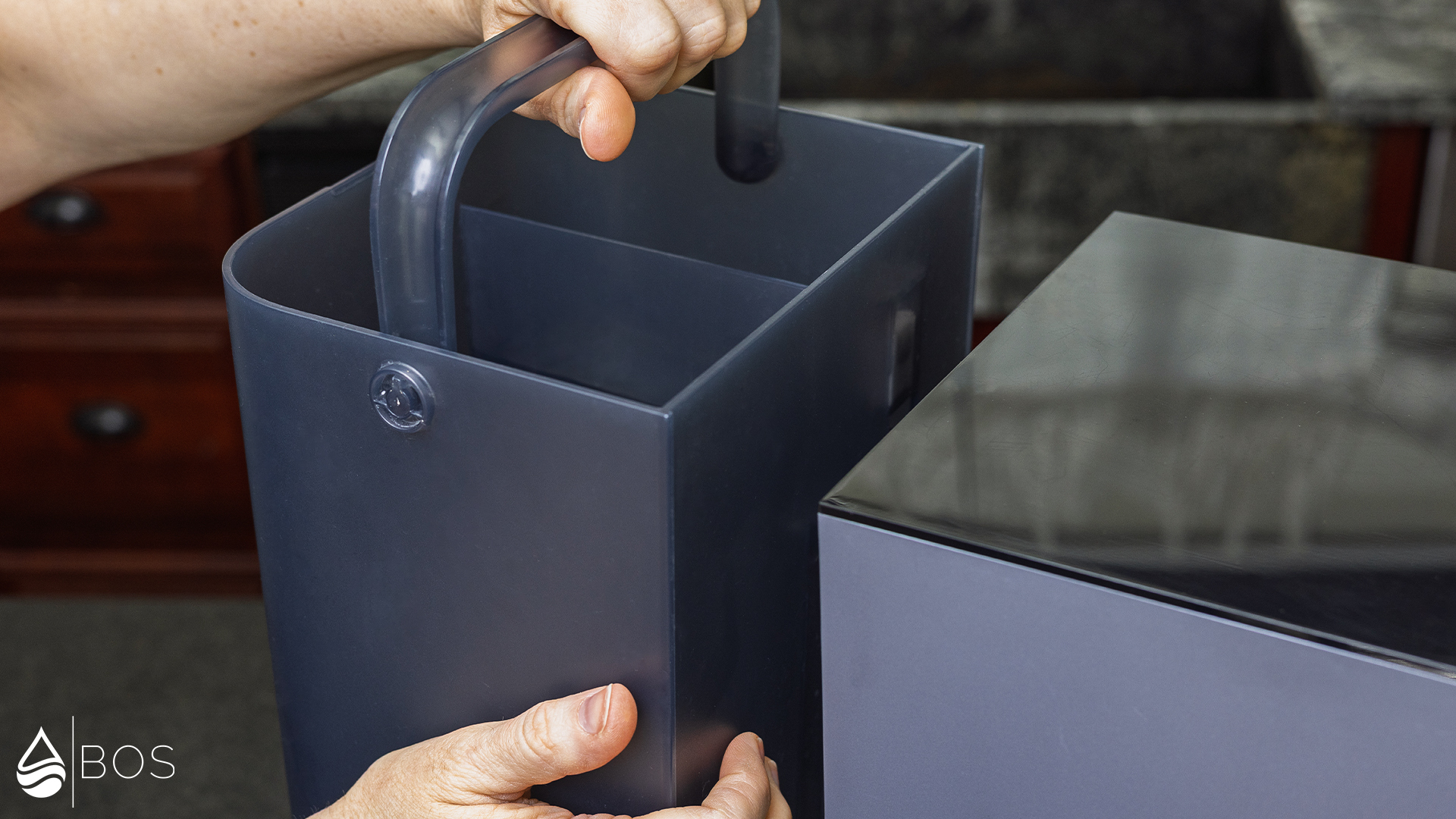 Waterdrop A1 Removing Feed Tank