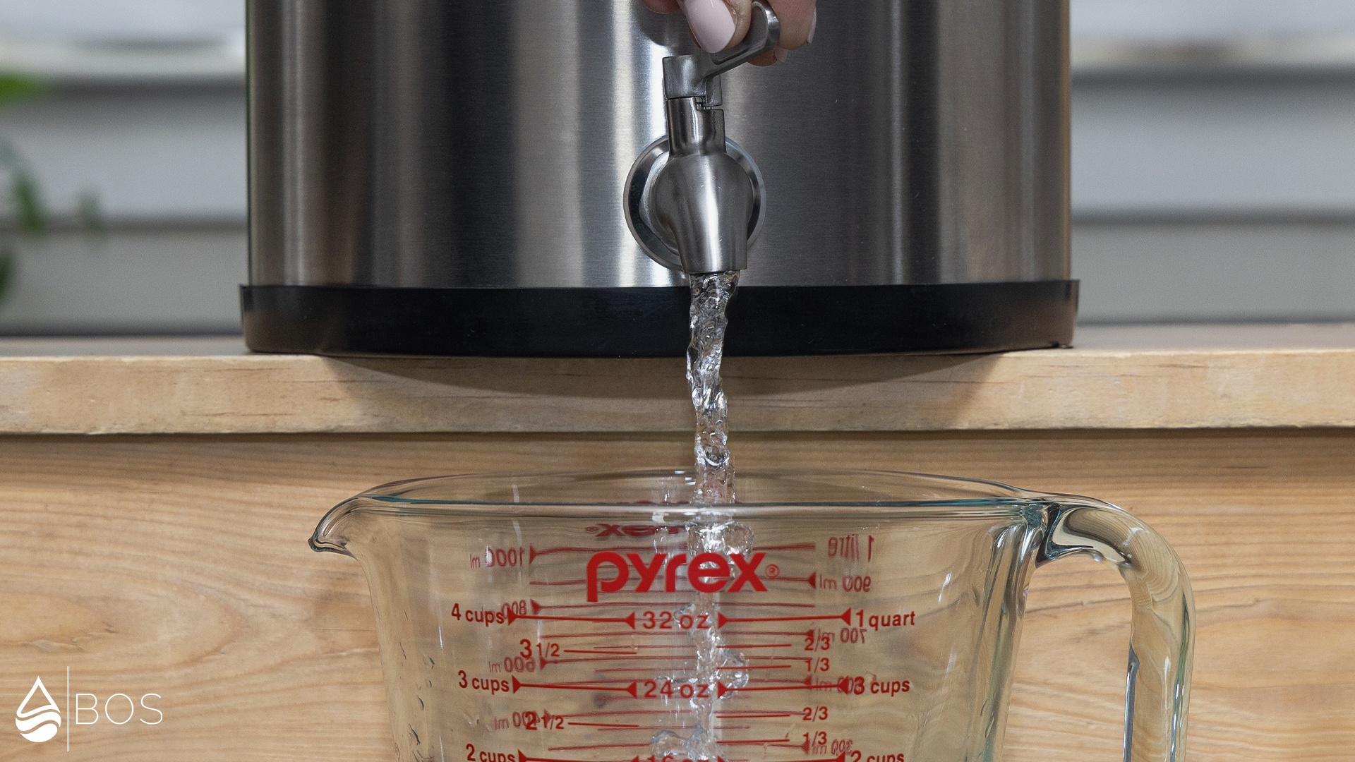 Alexapure Pro Dispensing into Measuring Cup