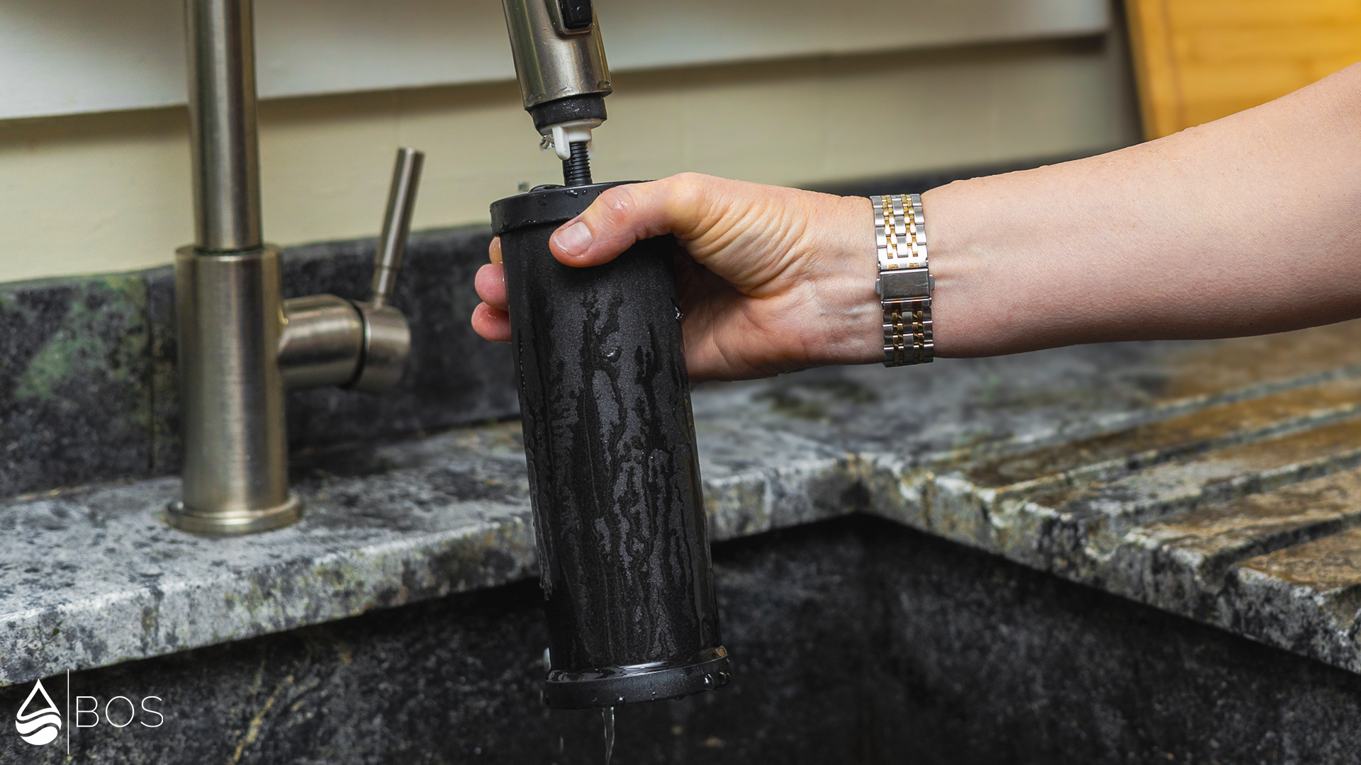 Purewell 2.25G Priming Black Carbon Filter at Faucet