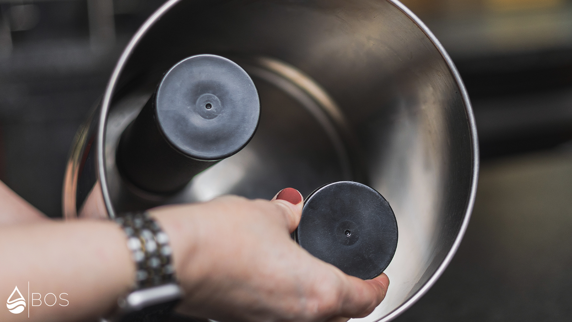 Waterdrop King Installing Black Filter Elements