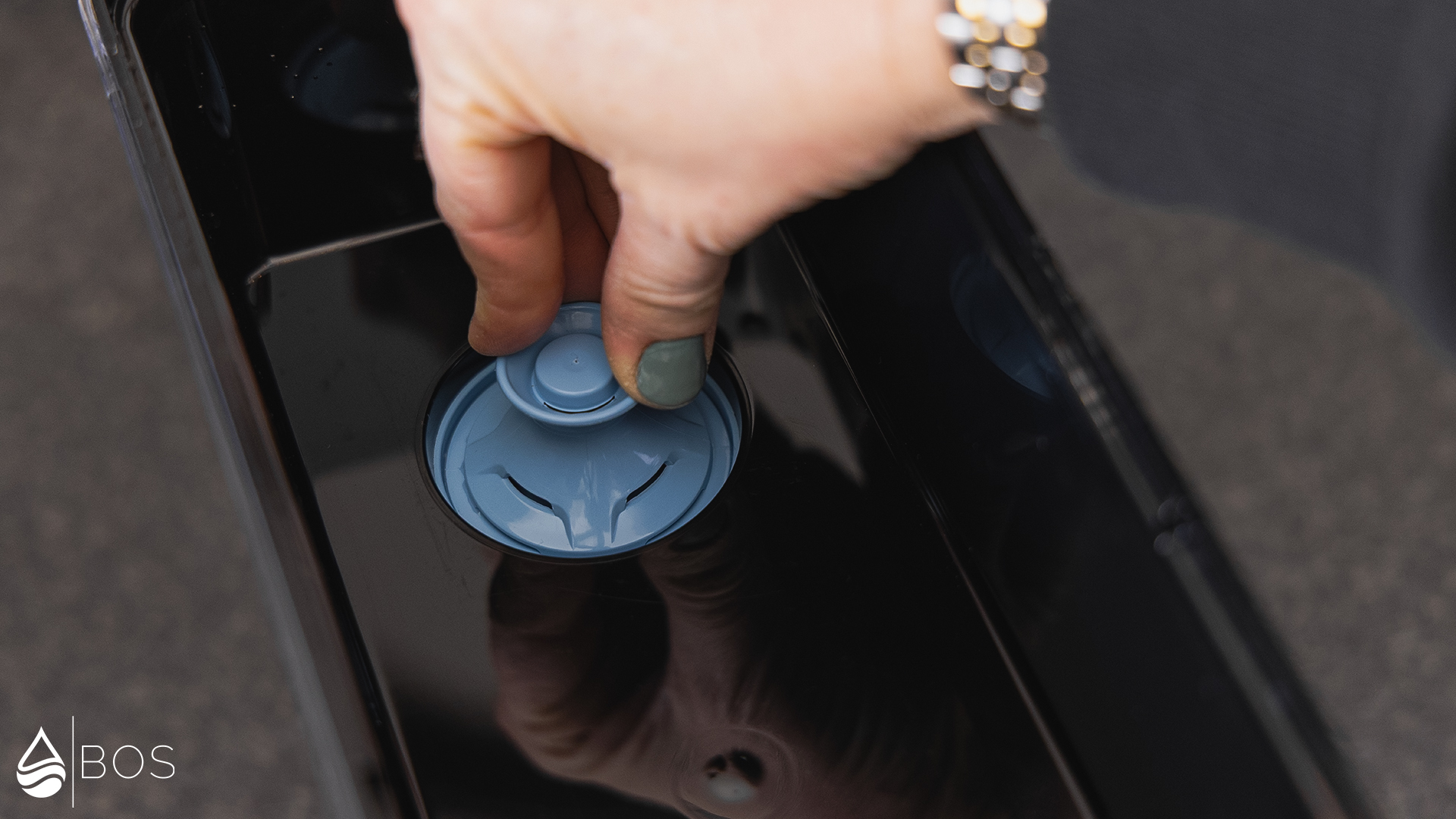 Brita Ultramax Elite Installing Filter Cartridge