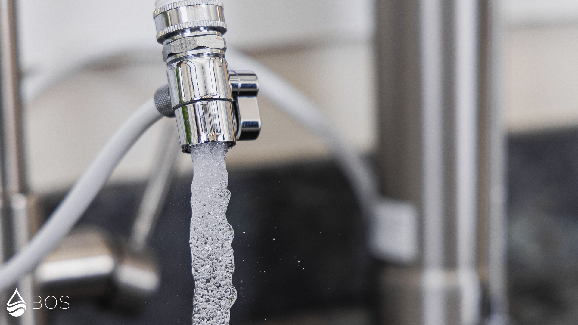 Waterdrop CTF-01 Dispensing Unfiltered Water from Kitchen Faucet
